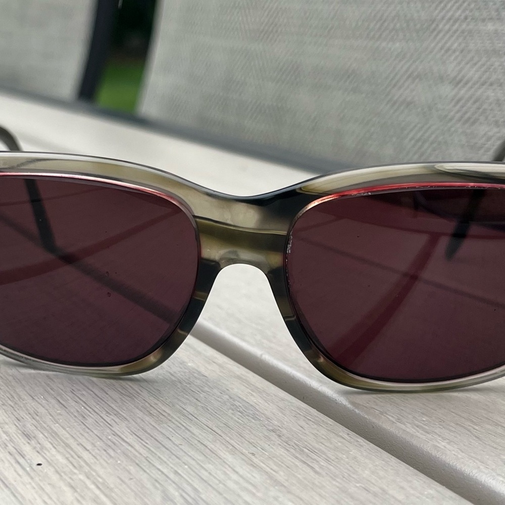 Tom Ford Women's Sunglasses (green frame) -1